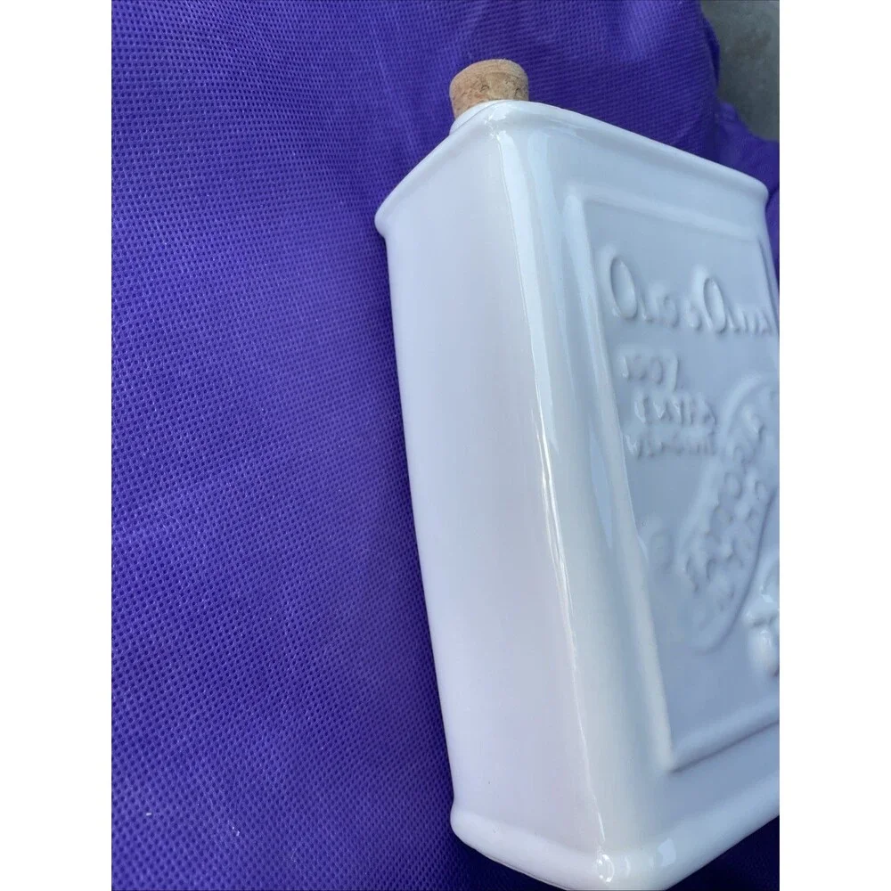 Anthropologie Cucina Olive Oil Cruet White Ceramic Cork Stopper Italy